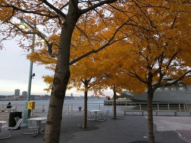 谷歌Nexus 6评测：一部有待改善的巨屏手机