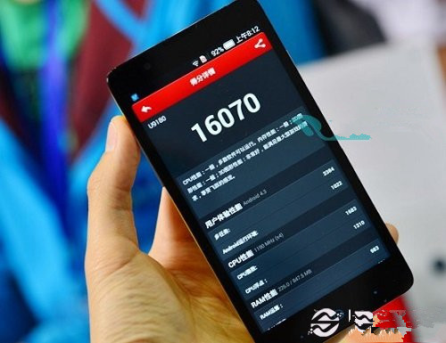 中兴红牛V5安兔兔跑分