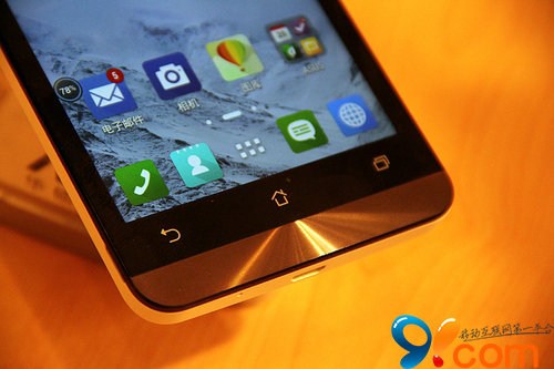 华硕Zenfone5