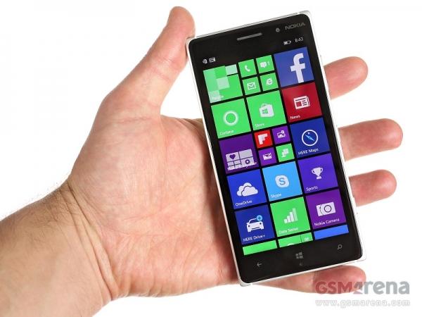 2.5D弧面玻璃屏 诺基亚Lumia 830评测