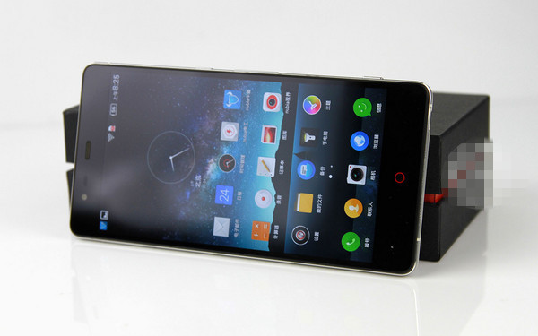 2K屏+金属边框+光学防抖 nubia Z7评测 