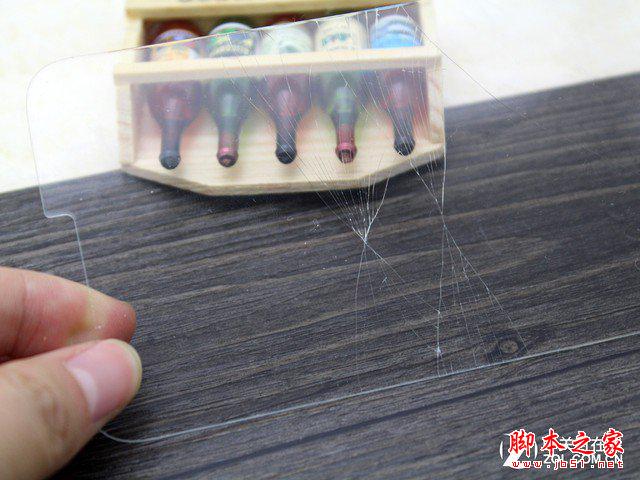 你绝对没想到,钢化玻璃膜竟然是这样炼成的