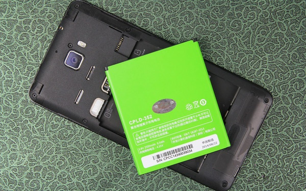 64位CPU双卡4G 大神F1 Plus移动版评测 