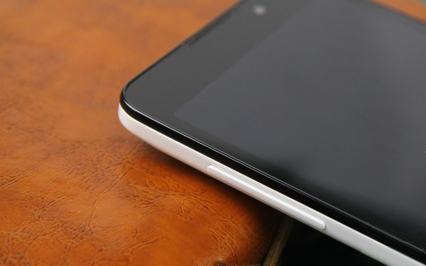 64位CPU双卡4G 大神F1 Plus移动版评测 