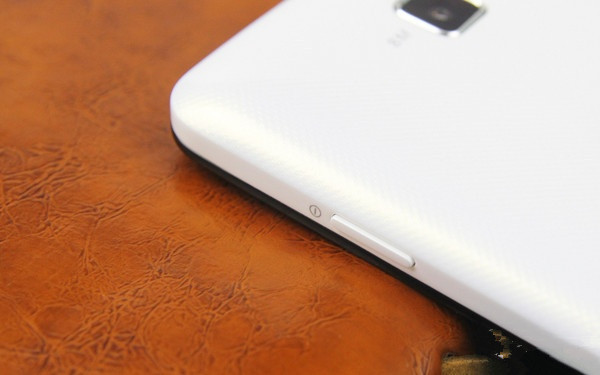 64位CPU双卡4G 大神F1 Plus移动版评测 