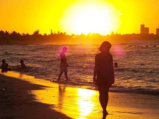 2070W像素光变 三星Galaxy K Zoom上手