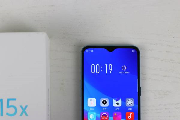 oppo R15x怎么装卡/插卡?oppo R15x手机SIM卡安装教程