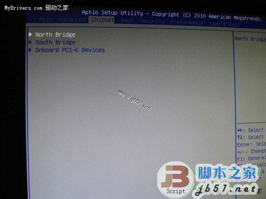 BIOS简单设置 解析“集成显卡”内存占用问题