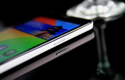 1080p屏双4G 八核大神F2全高清版评测 