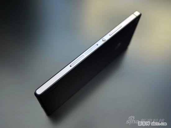 华为P7初体验 外观与P6很相似_脚本之家