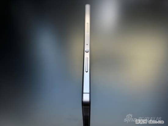 华为P7初体验 外观与P6很相似_脚本之家