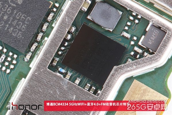 做工也能秒iPhone？荣耀6 Plus拆解