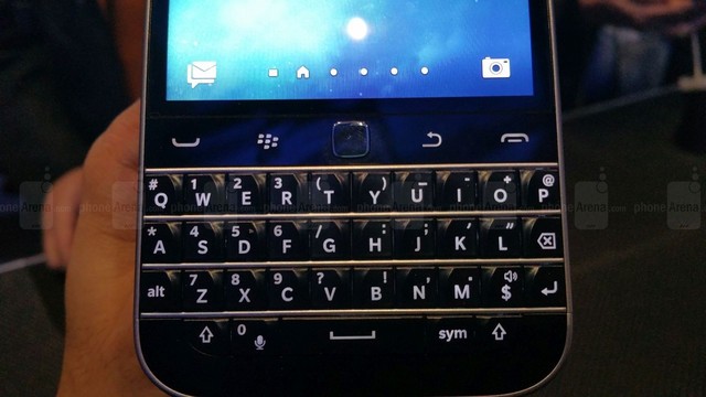 这才是情怀 黑莓Classic真机上手图
