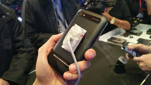 这才是情怀 黑莓Classic真机上手图