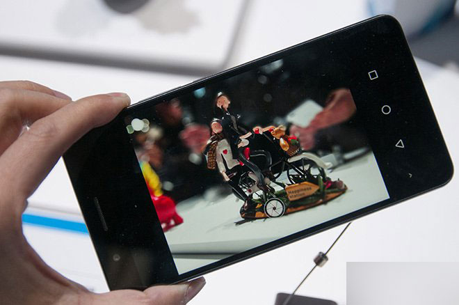 华为荣耀6Plus双镜头抢先体验