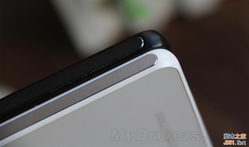 荣耀6 Plus对比评测：设计精湛/手感酸爽