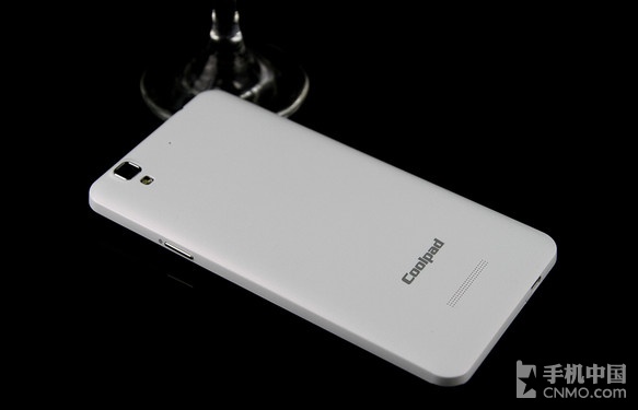 1080p屏双4G 八核大神F2全高清版评测 