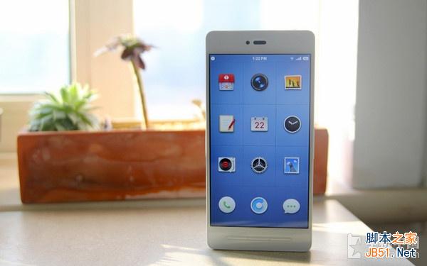 弱化情怀依旧骄傲 锤子手机白色版体验 