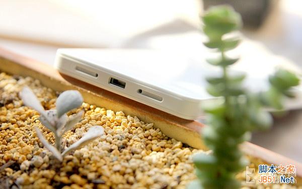 弱化情怀依旧骄傲 锤子手机白色版体验 