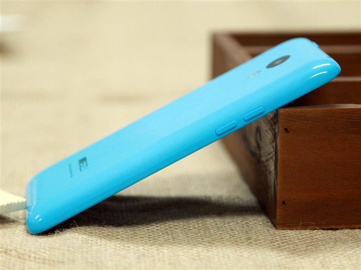 干掉红米Note/取代MX4？魅蓝Note评测 