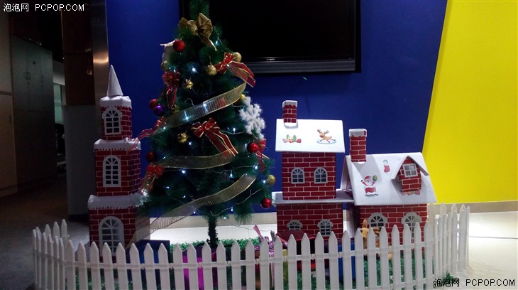 智能桌面更省事 全新华硕飞马手机评测 