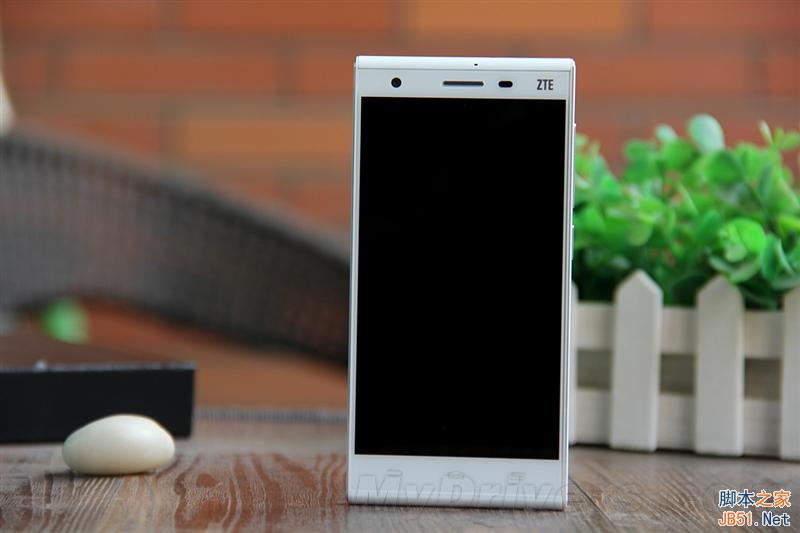 苹果Siri弱爆了 星星2号手机评测