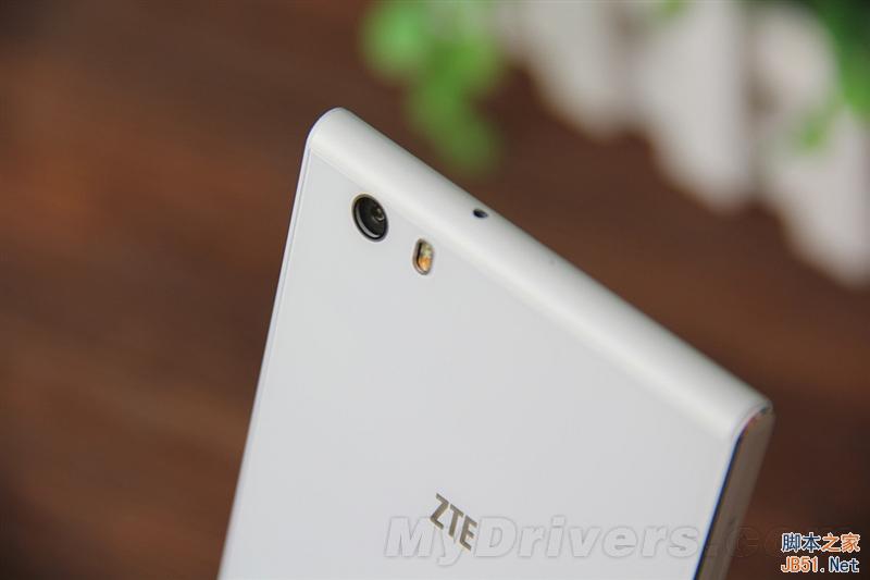 苹果Siri弱爆了 星星2号手机评测