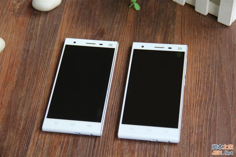 苹果Siri弱爆了 星星2号手机评测