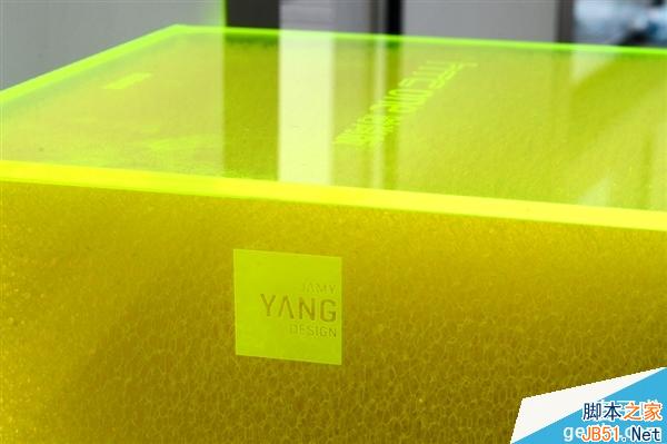 包装盒亮瞎 HTC One时尚版开箱图赏