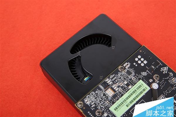 真高清无码!AMD RX 480海量图曝光:帅