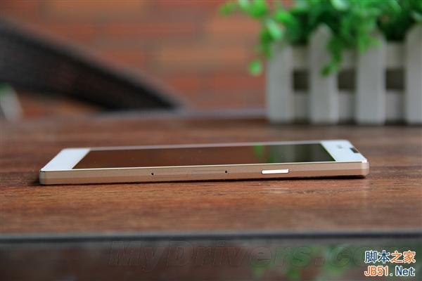 小米Note劲敌！1599元大神X7图赏