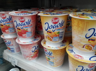 尖Phone:联想黄金斗士Note8对比红米Note