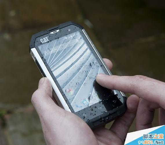 史上最坚固三防手机开卖：3385元