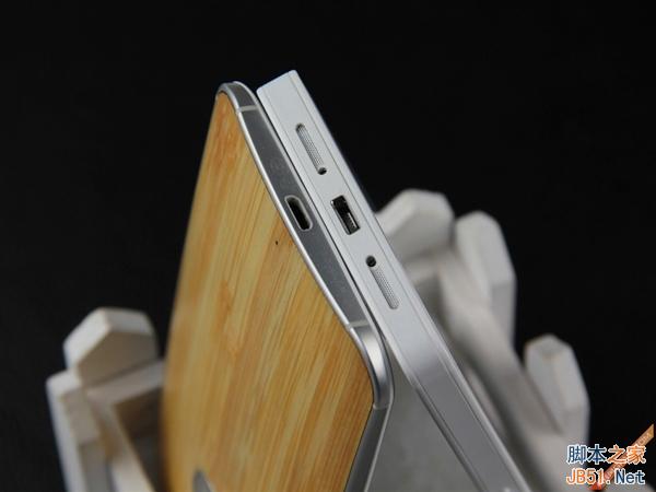 情怀逼格谁更强？Moto X大战锤子T1