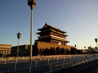 千元最强音 联想Note8联通版对比红米Note 