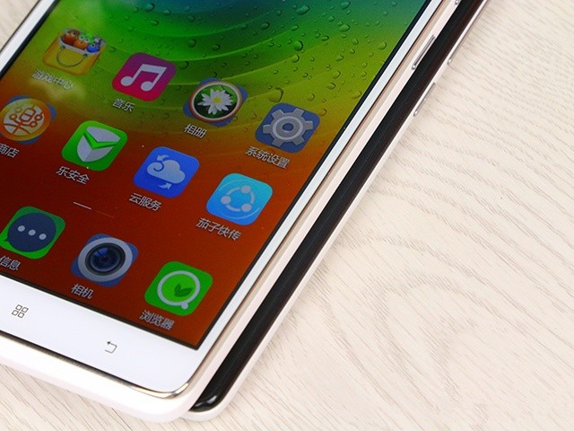 千元最强音 联想Note8联通版对比红米Note 