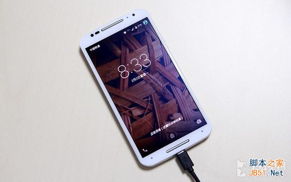 回归中国首款力作 国行版MOTO X初品玩 