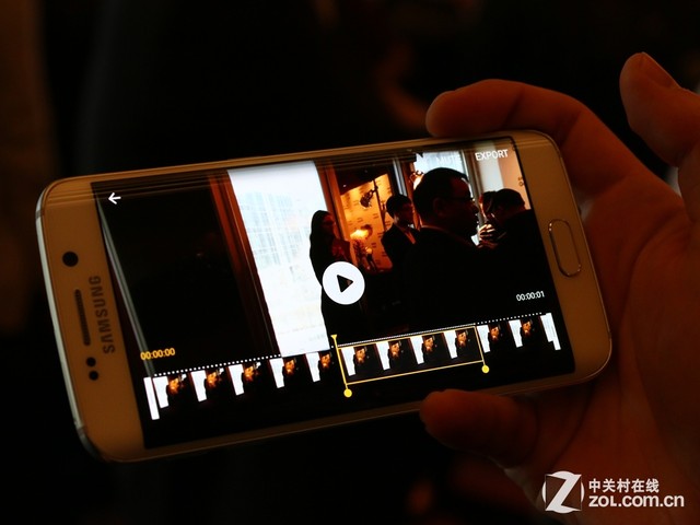 惊艳双曲面屏 三星GALAXY S6 Edge速评 