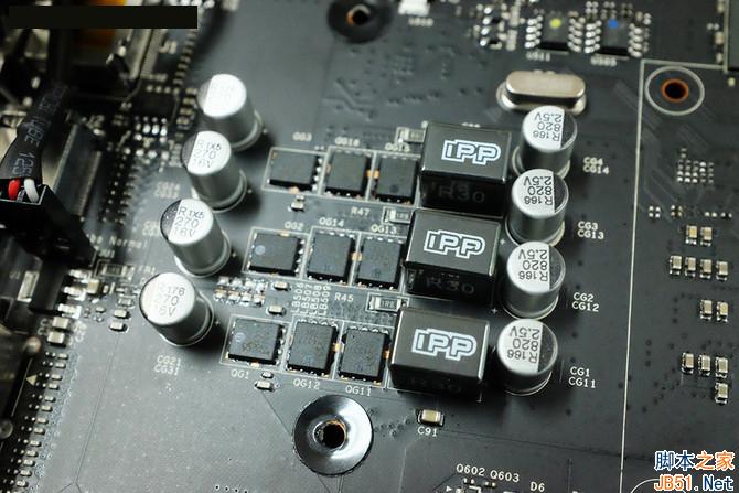 拆解:PCB、散热器黑化处理 3+1相供电