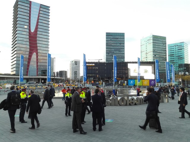 7英寸屏/麒麟930 华为MediaPad X2体验 