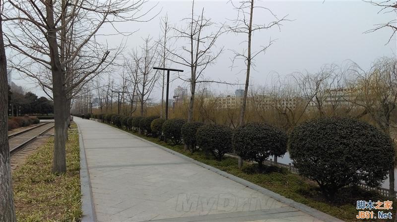 拍照秒iPhone 6！2299元HTC Desire 826评测