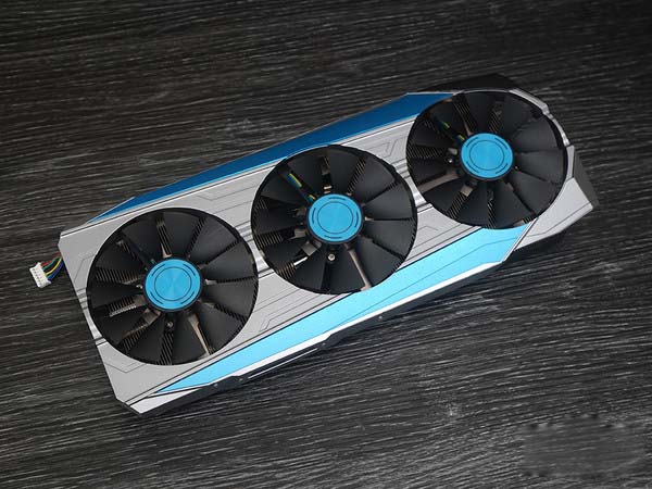 华硕GTX1070龙骑士评测 华硕GTX1070龙骑士评测