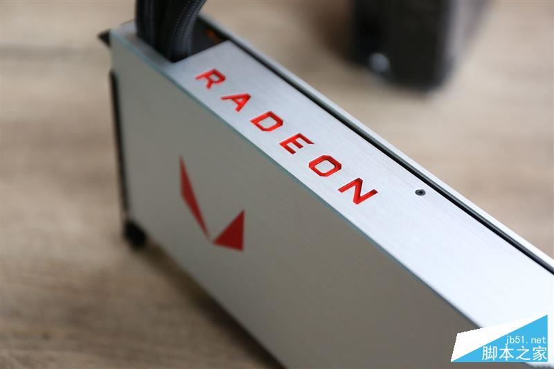 GTX 1070/1080杀手来袭!AMD RX Vega 56/64显卡首发评测