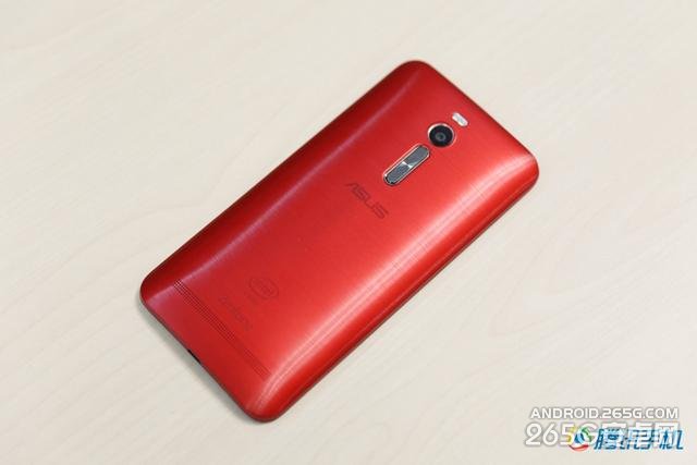 华硕ZenFone 2评测：有突破，也有不足