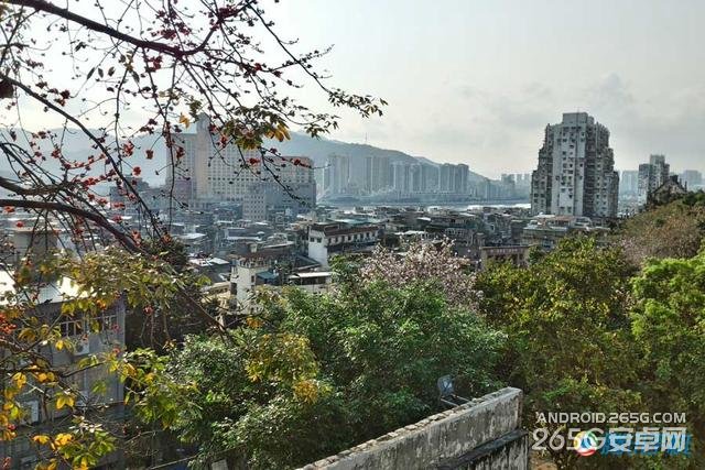 华硕ZenFone 2评测：有突破，也有不足