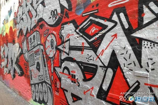 华硕ZenFone 2评测：有突破，也有不足