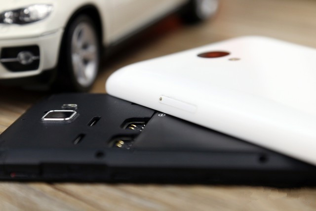 只是多2GB RAM? 大神F1极速版对比魅蓝 