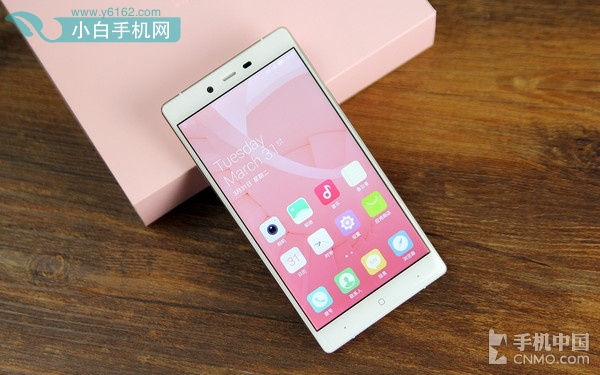 少女情怀就是傲娇 IUNI i1上手初品玩第2张图