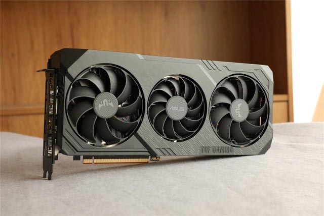 5600XT 14Gbps新版首测 AMD又来了一发良心升级