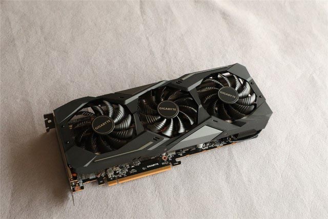 5600XT 14Gbps新版首测 AMD又来了一发良心升级